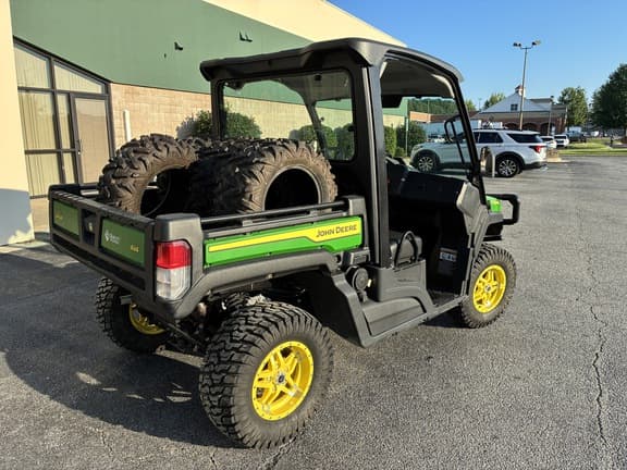 Image of John Deere XUV 835M equipment image 1