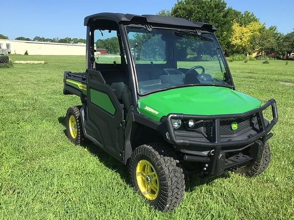 Image of John Deere XUV 835M equipment image 2