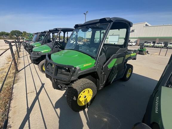 Image of John Deere XUV 835M Primary image