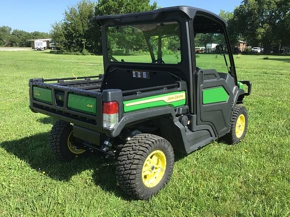 Image of John Deere XUV 835M equipment image 3