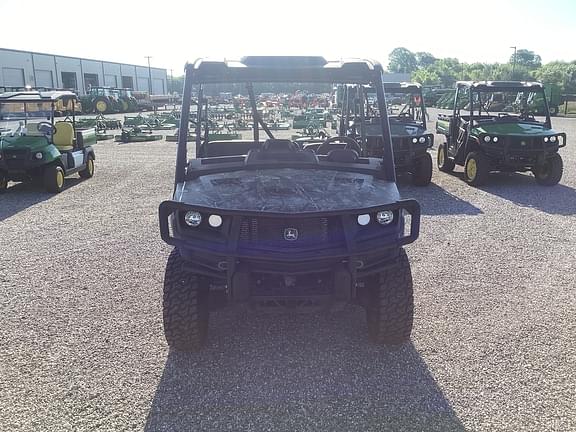 Image of John Deere XUV 835M equipment image 2