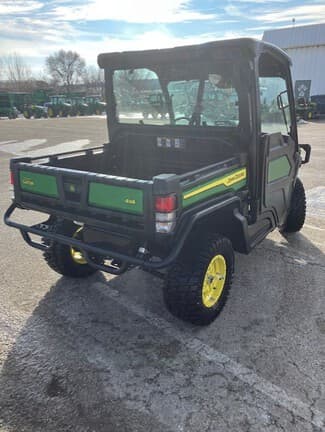Image of John Deere XUV 835M equipment image 4