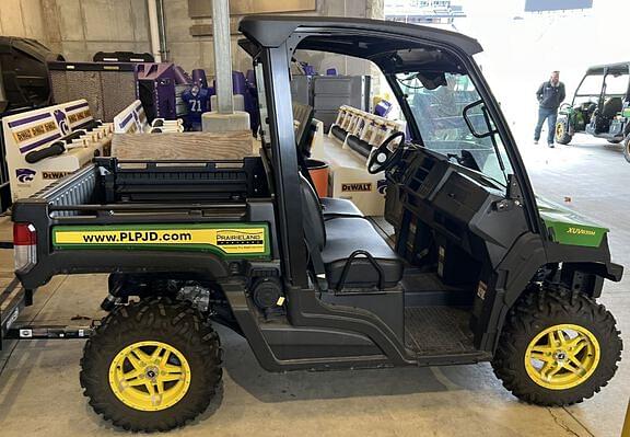Image of John Deere XUV 835M Image 0