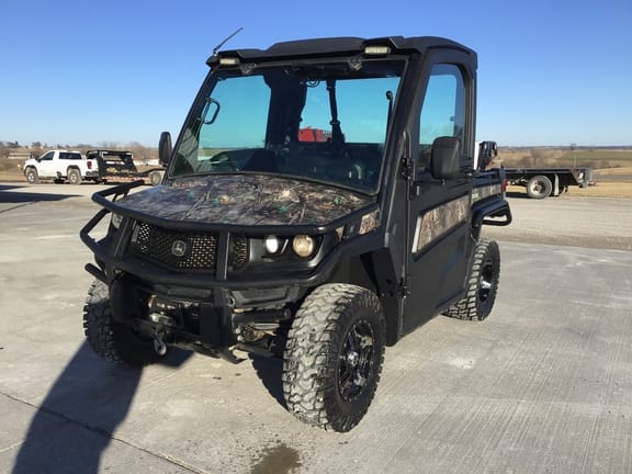 2024 John Deere XUV 835M Equipment Image0