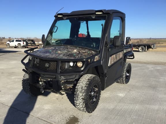 Image of John Deere XUV 835M Primary image