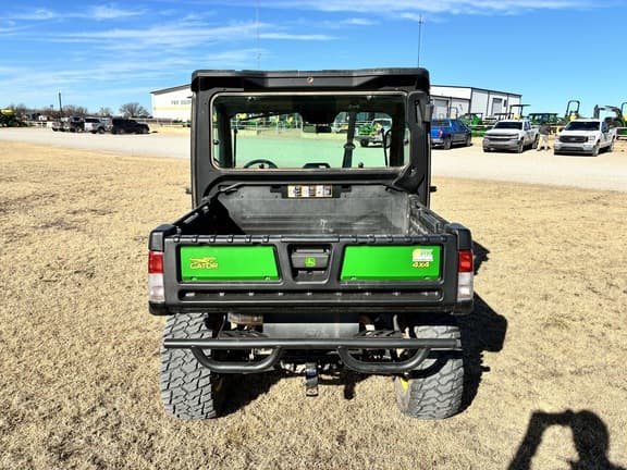Image of John Deere XUV 835M equipment image 3