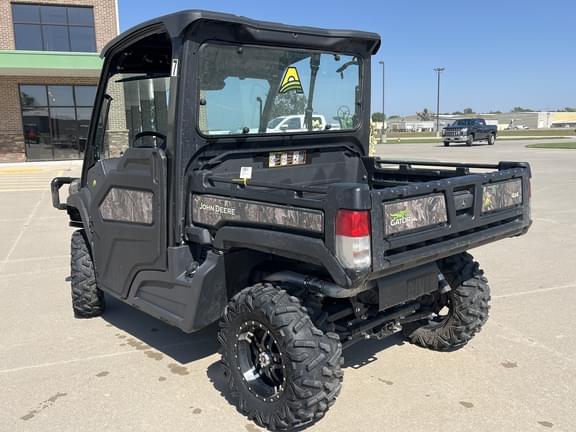 Image of John Deere XUV 835M equipment image 3