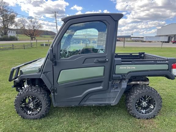 Image of John Deere XUV 835M equipment image 3