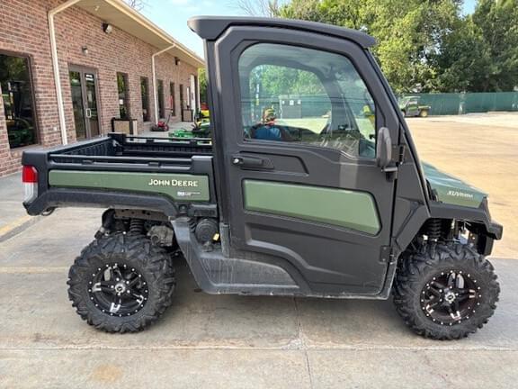 Image of John Deere XUV 835M equipment image 3