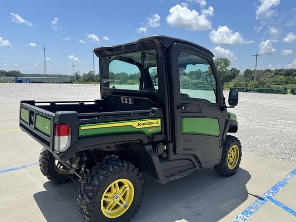 Image of John Deere XUV 835M equipment image 3