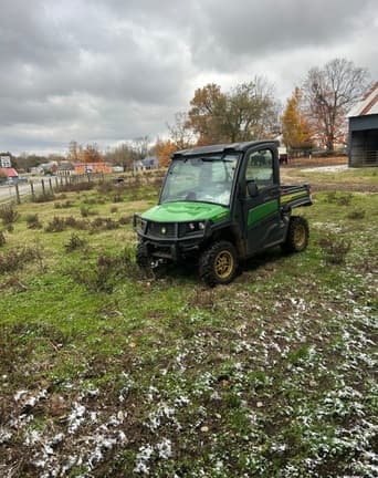 Image of John Deere XUV 835M Primary image