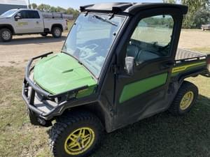 2024 John Deere XUV 835M Image