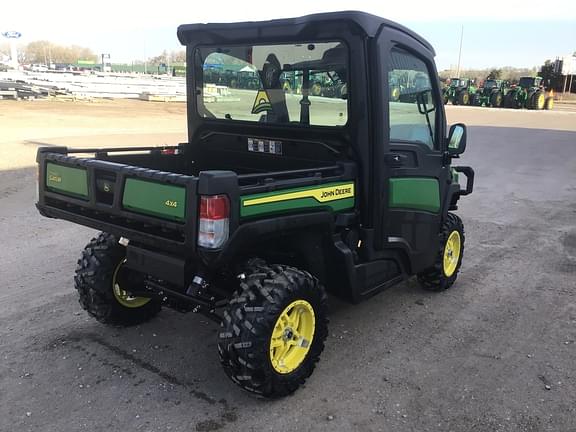 Image of John Deere XUV 835M equipment image 3