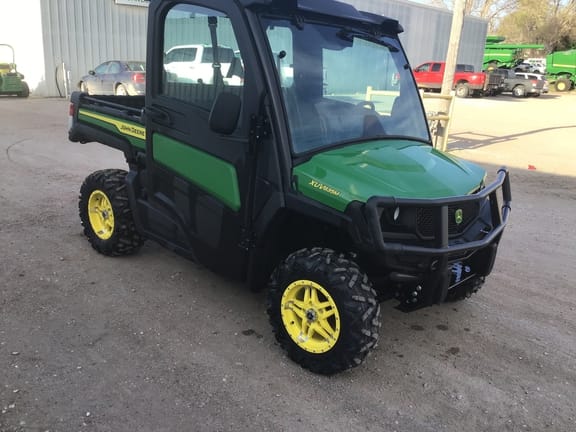 Main image John Deere XUV 835M