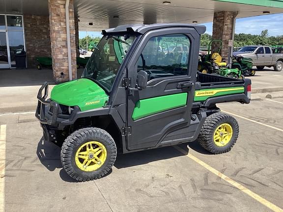 Image of John Deere XUV 835M equipment image 1