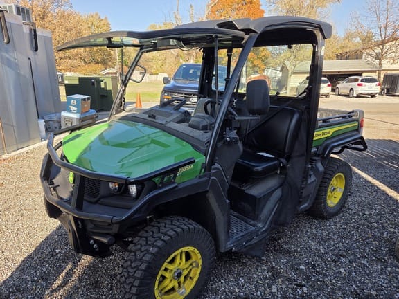 2024 John Deere XUV 835M Image