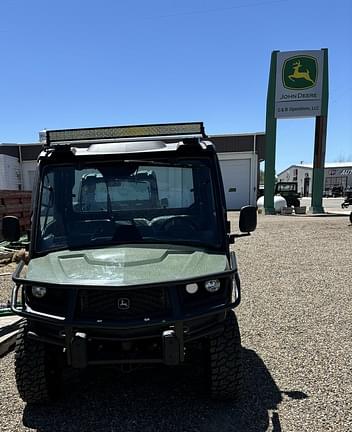 Image of John Deere XUV 835M equipment image 3