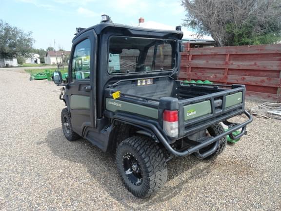 Image of John Deere XUV 835M equipment image 2