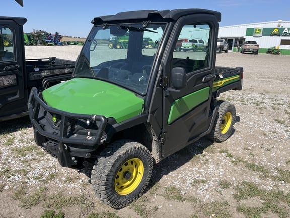2024 John Deere XUV 835M Equipment Image0
