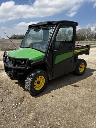 2024 John Deere XUV 835M Equipment Image0