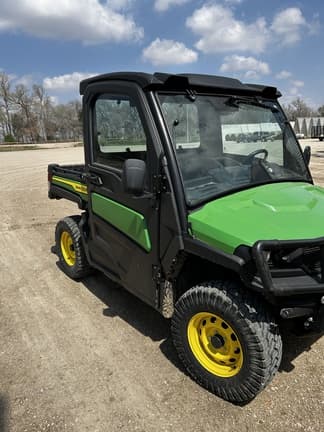 Image of John Deere XUV 835M equipment image 3