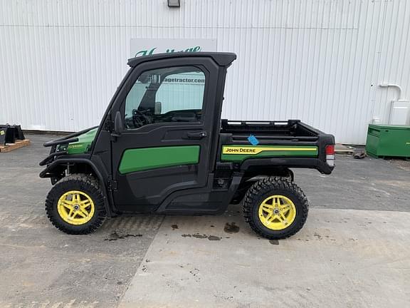 Image of John Deere XUV 835M Primary image