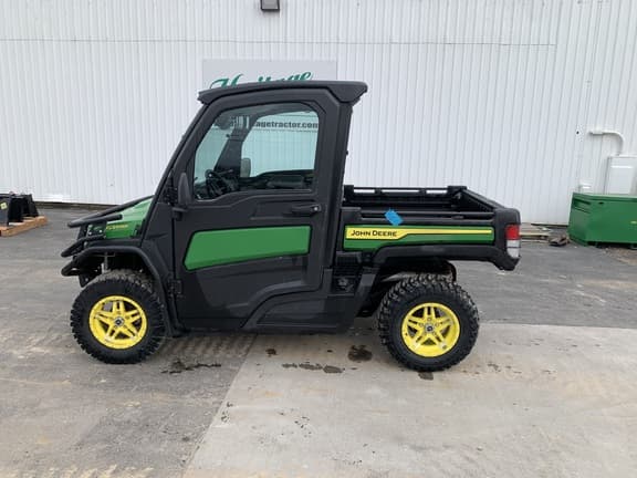 Image of John Deere XUV 835M equipment image 1