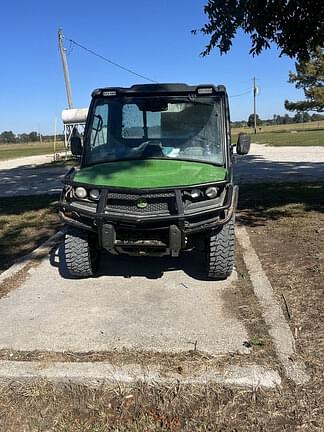 Image of John Deere XUV 835M equipment image 2