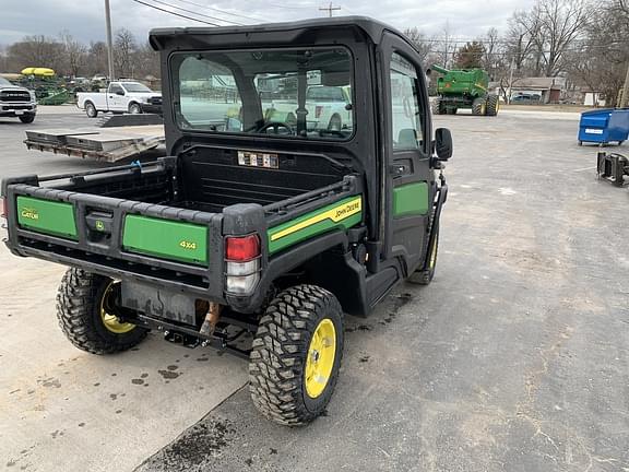 Image of John Deere XUV 835M equipment image 4