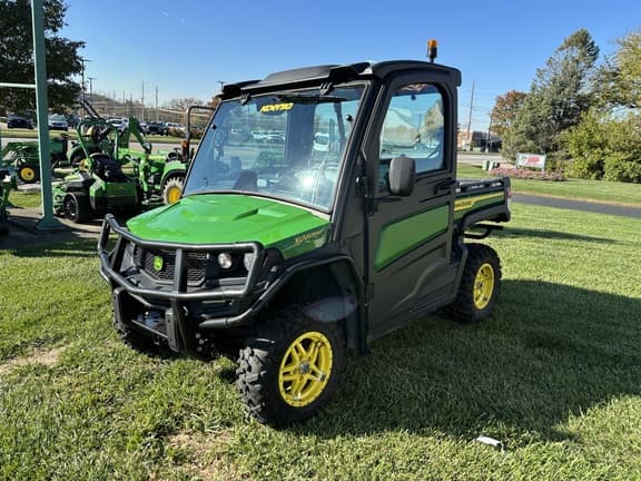 Image of John Deere XUV 835M Primary image