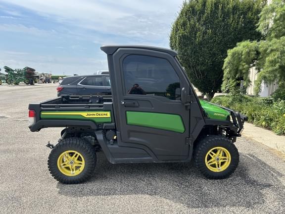 Image of John Deere XUV 835M equipment image 3