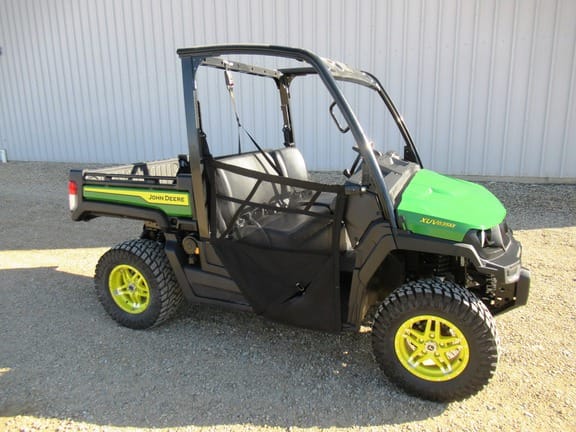 Main image John Deere XUV 835M
