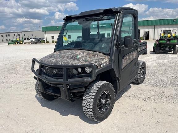 Image of John Deere XUV 835M equipment image 3