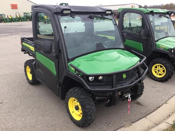 Image of John Deere XUV 835M Primary image