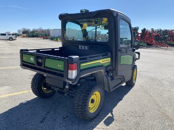 Image of John Deere XUV 835M equipment image 4