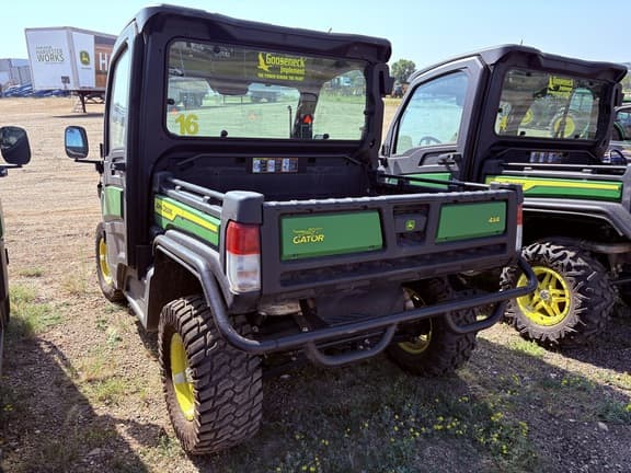 Image of John Deere XUV 835M equipment image 4