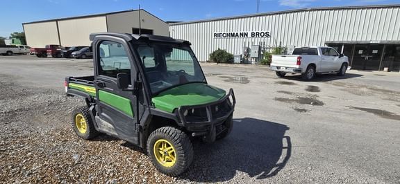 Main image John Deere XUV 835M
