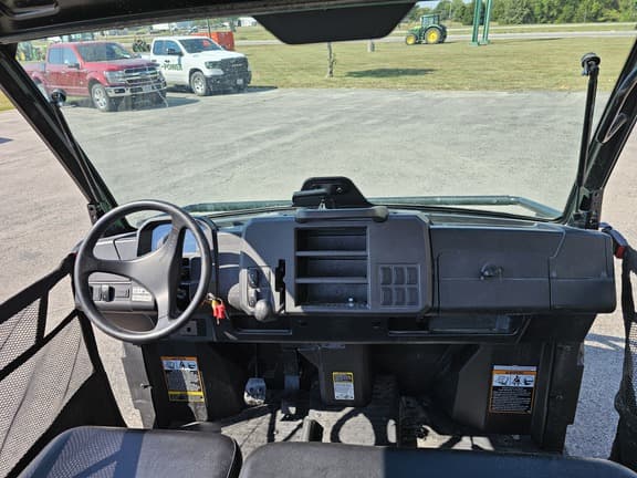 Image of John Deere XUV 835M equipment image 4