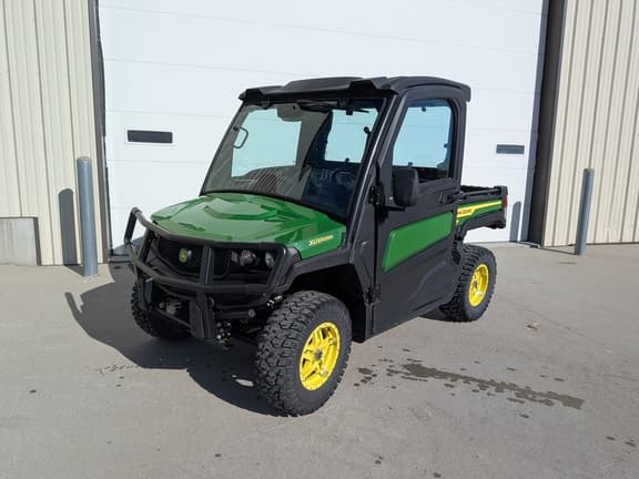 Image of John Deere XUV 835M Primary image