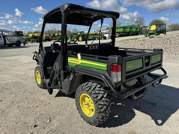 Image of John Deere XUV 835M equipment image 2