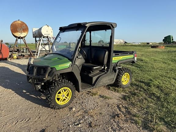 Image of John Deere XUV 835M equipment image 3