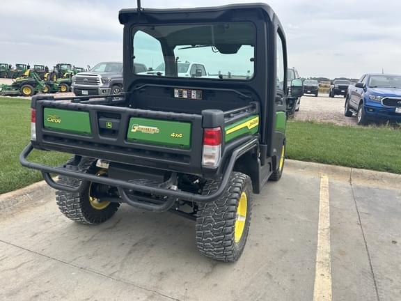 Image of John Deere XUV 835M equipment image 4