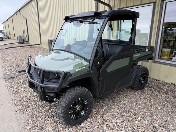 Image of John Deere XUV 835M Primary image