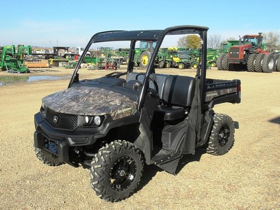 Image of John Deere XUV 835M equipment image 4