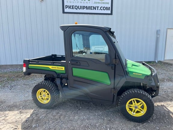2024 John Deere XUV 835M Equipment Image0