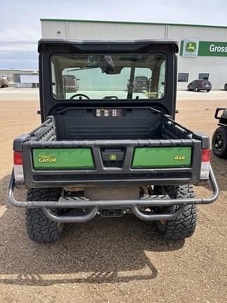 Image of John Deere XUV 835M equipment image 3