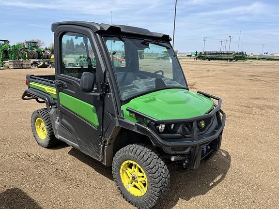 Image of John Deere XUV 835M Primary image