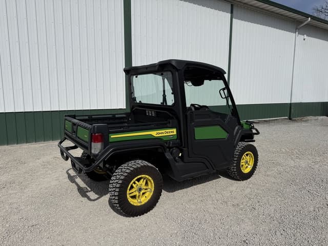 Image of John Deere XUV 835M equipment image 3