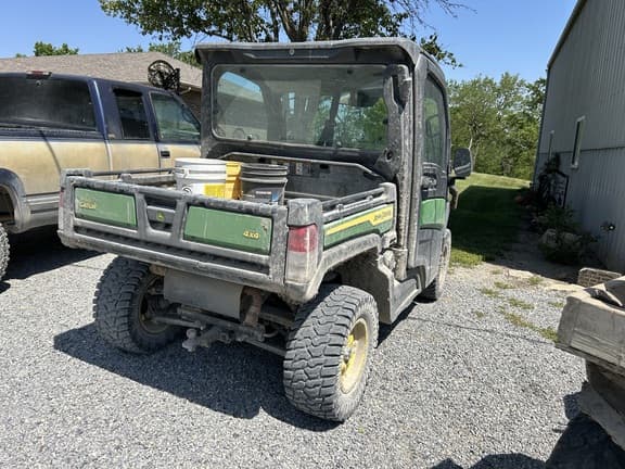 Image of John Deere XUV 835M equipment image 3