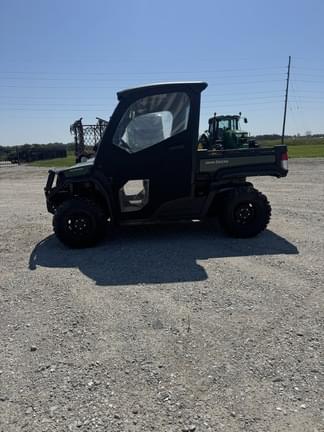 Image of John Deere XUV 835M equipment image 3